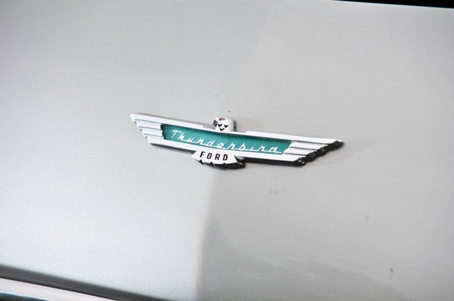  Ford Thunderbird Convertible 1956 года  (фото 25 из 34)